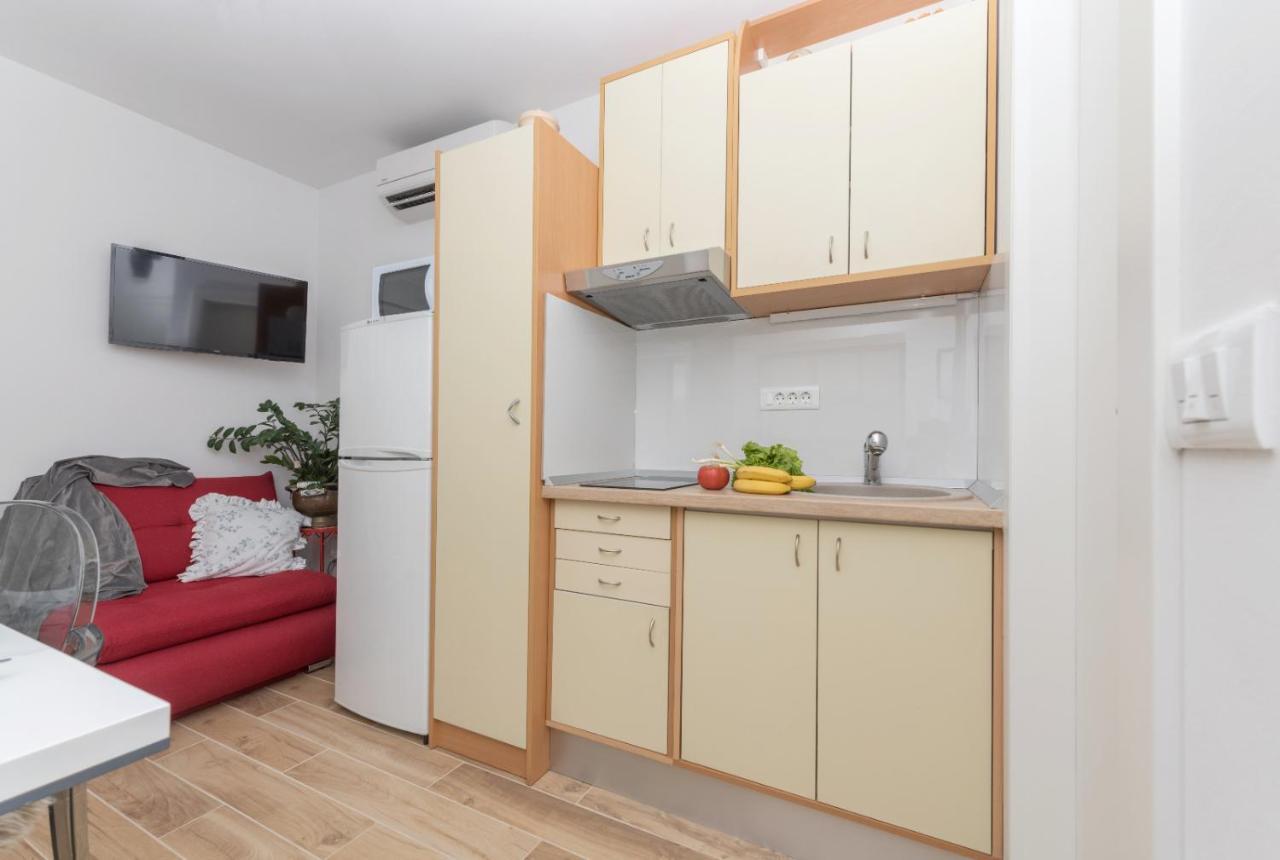 East Side Deluxe Suite 马卡尔斯卡 外观 照片